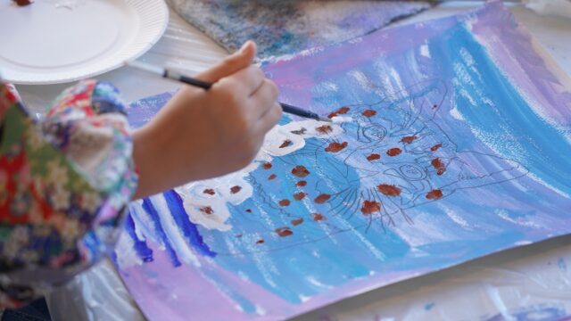 HIVE KIDS 制作の様子
様々な描き方を学び新しいことに挑戦しています！

#artstudiohive #hivekids #長崎絵画教室 #制作風景 #長崎アート