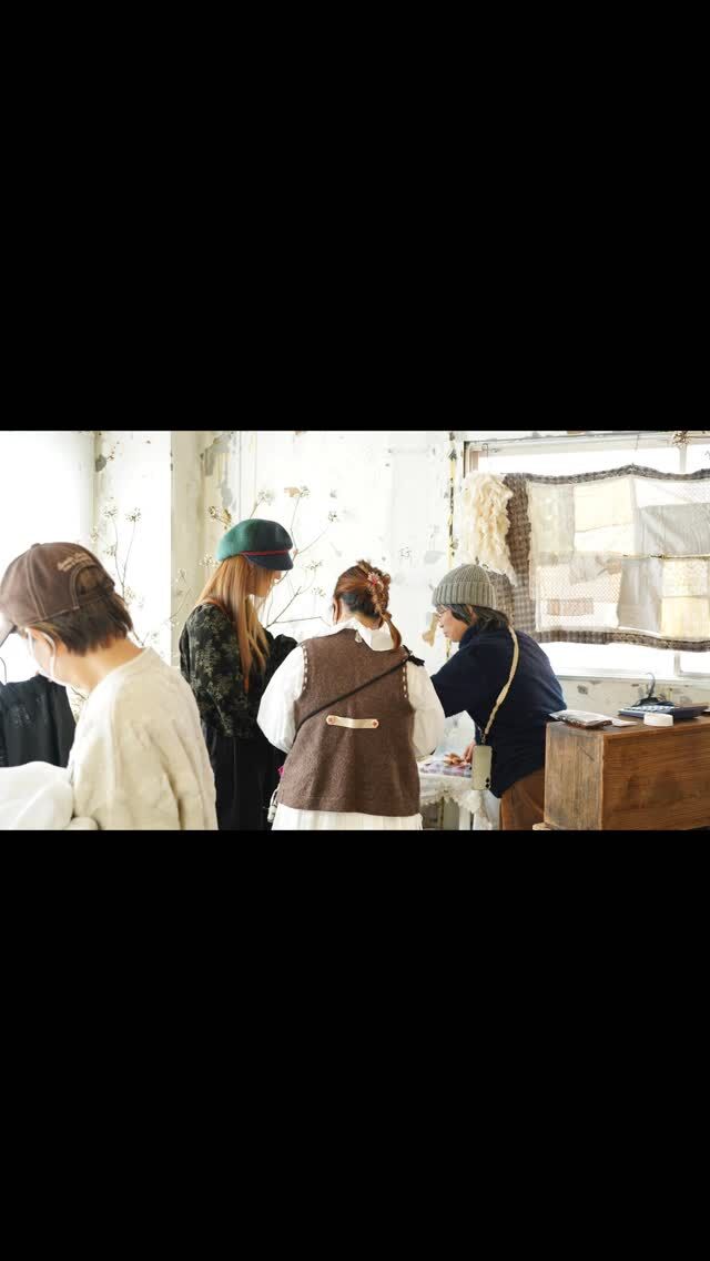 ART SPACE uca にて開催しておりました「mémorire de lin」 は、無事会期を終了いたしました。

会期中ご来場くださった皆さま、そしてこの展示に関わってくださったすべての方々に、心より御礼申し上げます。

atelier apple @atelierapple1007 による、繊細でやさしい世界観に、装飾、空間、光が重なり合い、夢のような時間が静かに流れる展示となりました。
この場所で生まれた時間と記憶が、それぞれのこれからへと、やさしく繋がっていくことを願っています。

@artspaceuca 
@atelierapple1007